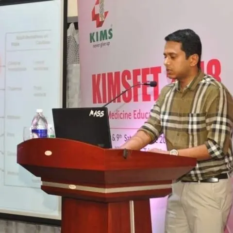 Dr. Mathew Thomas – faculty speaker at KIMSFET fetal medicine conference