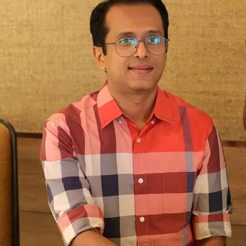 Dr. Mathew Thomas – FMF UK Certified Specialist Kollam